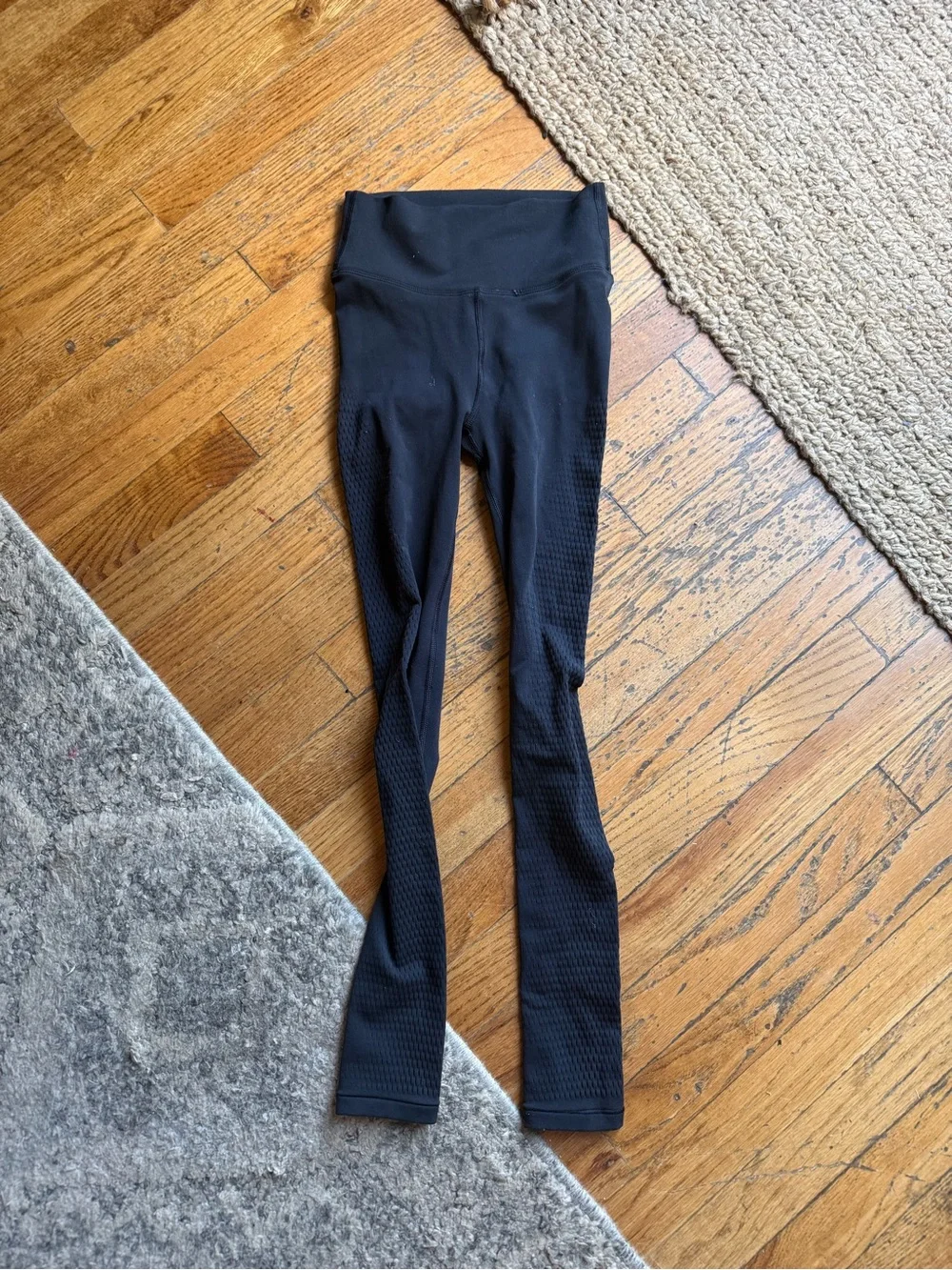 Lululemon Women’s  Black High-Waist Seamless Active Leggings Sz: 2